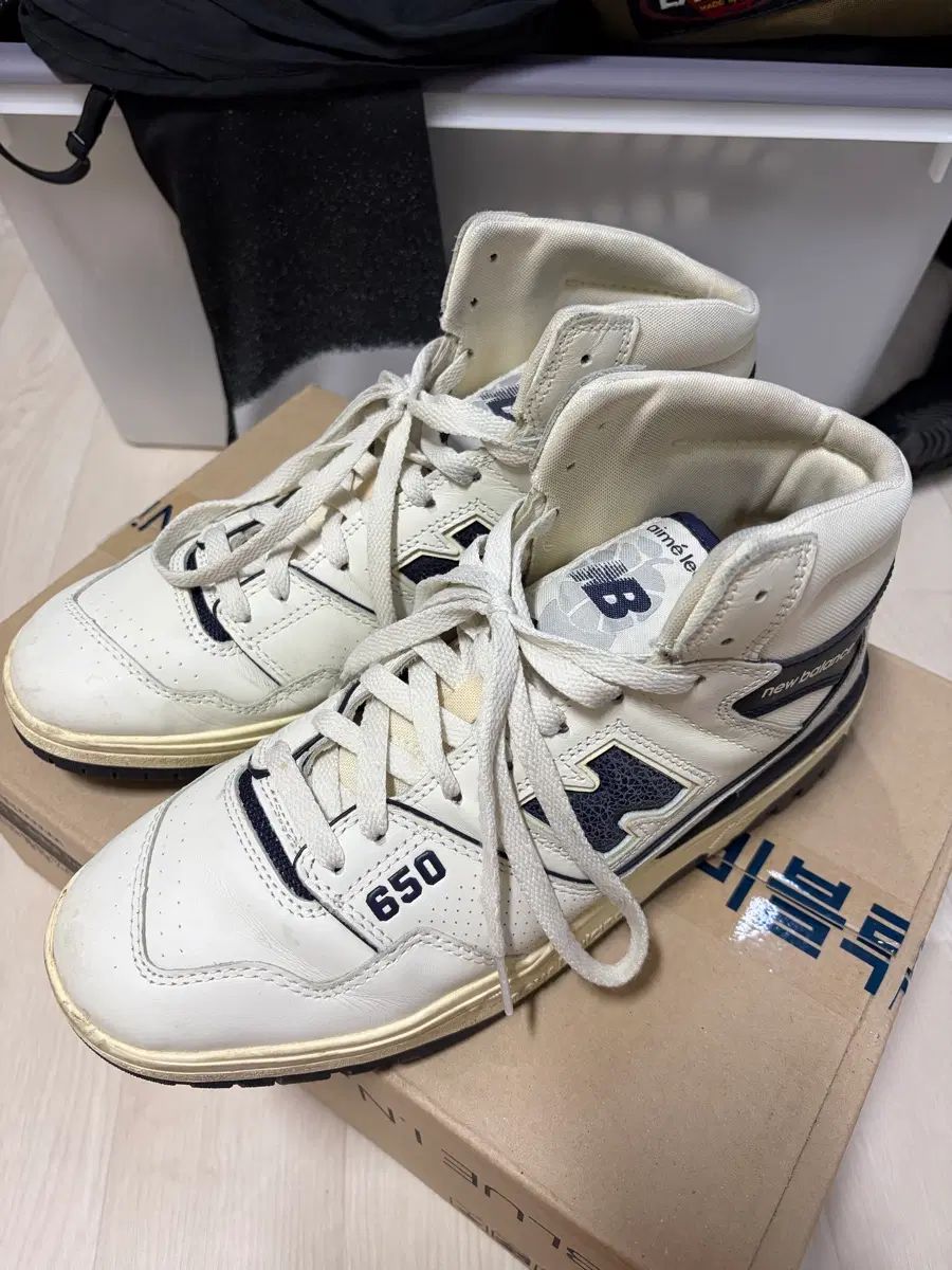 ニューバランス 650 AIME LEON DORE(エメレオンドレ) ネイビー 13,961円
