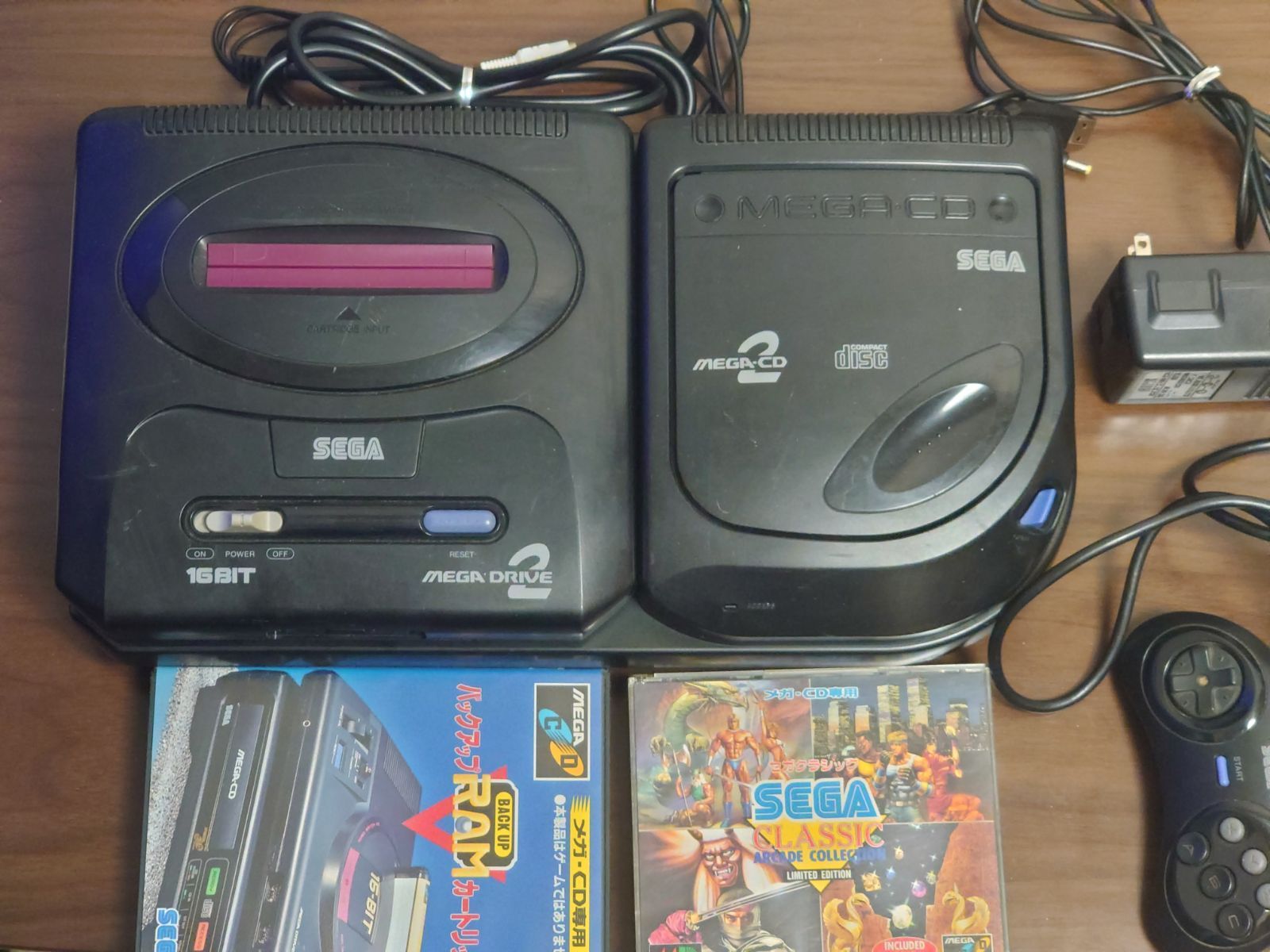 [Translation/maintenance required] Sega Mega Drive 2+ Mega CD2 set (with backup RAM, USB power supply specification)