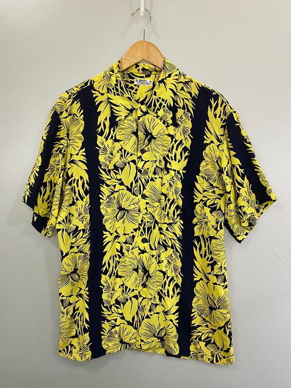 【中古品】 SUNSURF サンサーフ RAYON ALOHA SHIRT レーヨンアロハシャツ M32859 半袖シャツ 【145-260813-ta-15-min】 6,257円