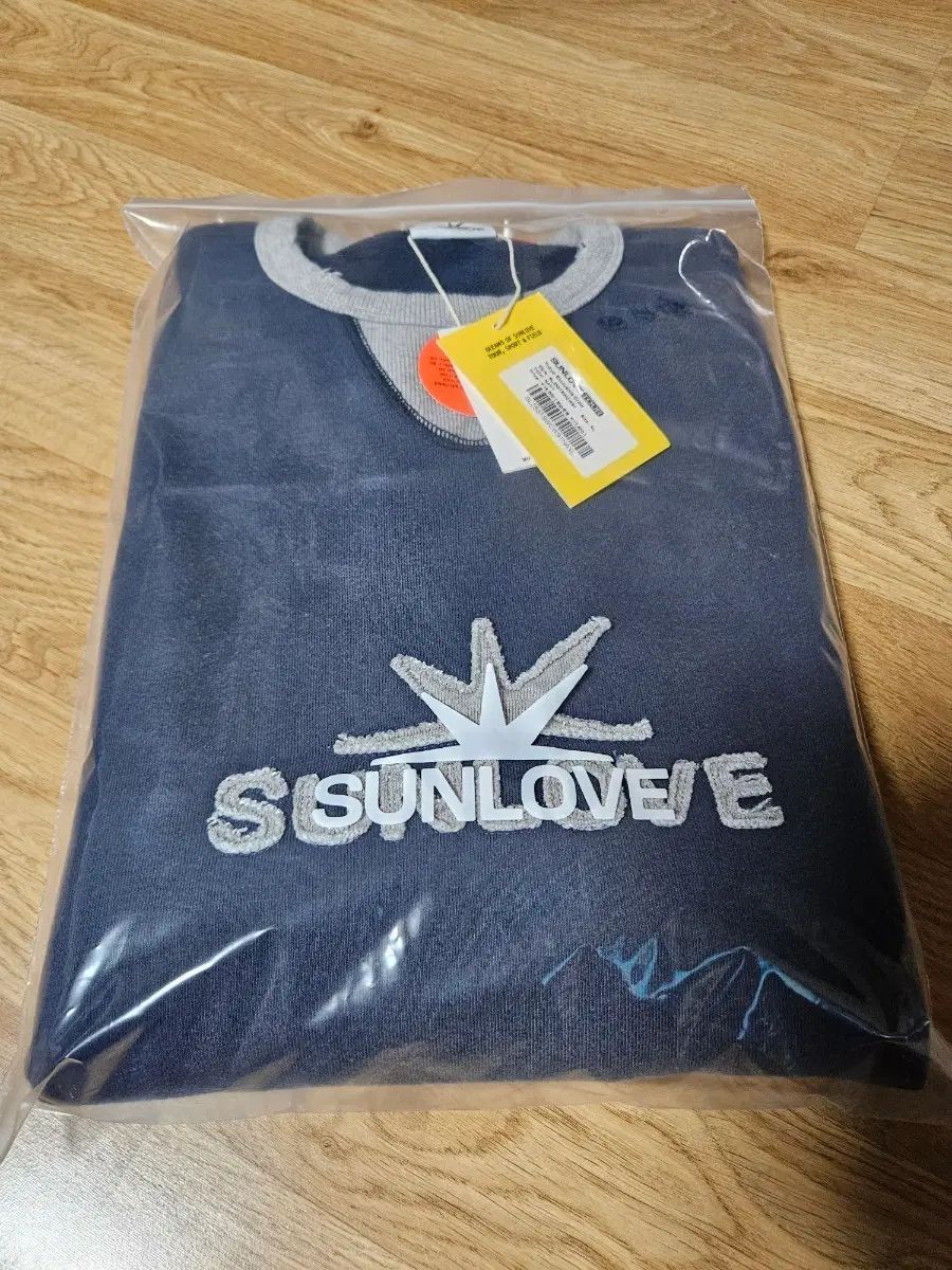 Sunlove 썬러브 TOKYO 東京 ポップアップ スウェット
