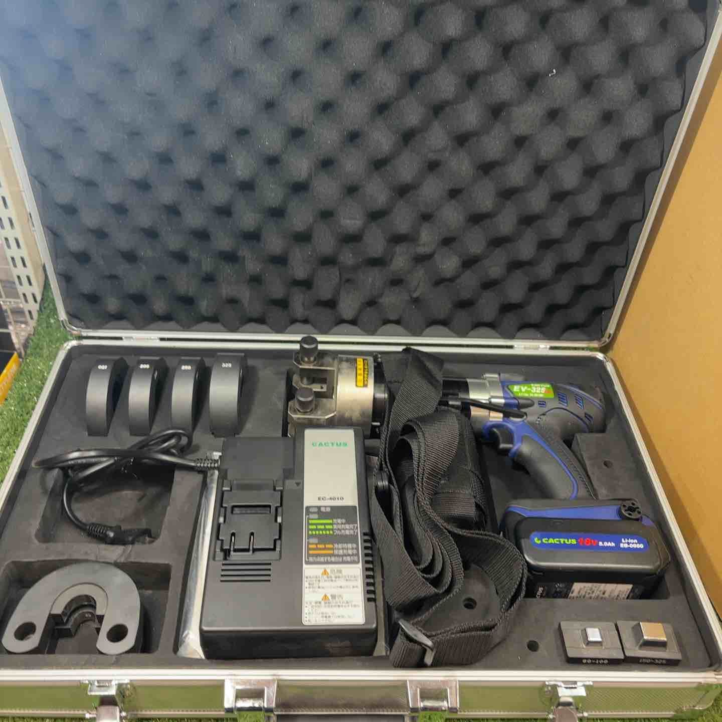 ★カクタス コードレス電動油圧式圧着工具 EV-325DL【川崎店】 177,000円