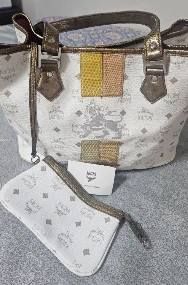 MCM ヴィセト **ロ** **バッグ** **ショルダーバッグ** (正規品)
