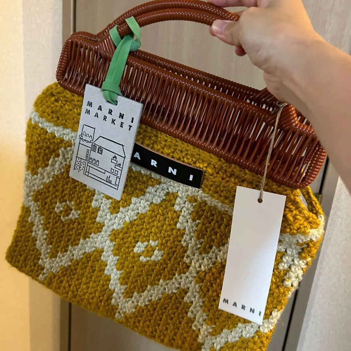 MARNI MARKET クロシェフレームバッグ　ニット編みバッグ