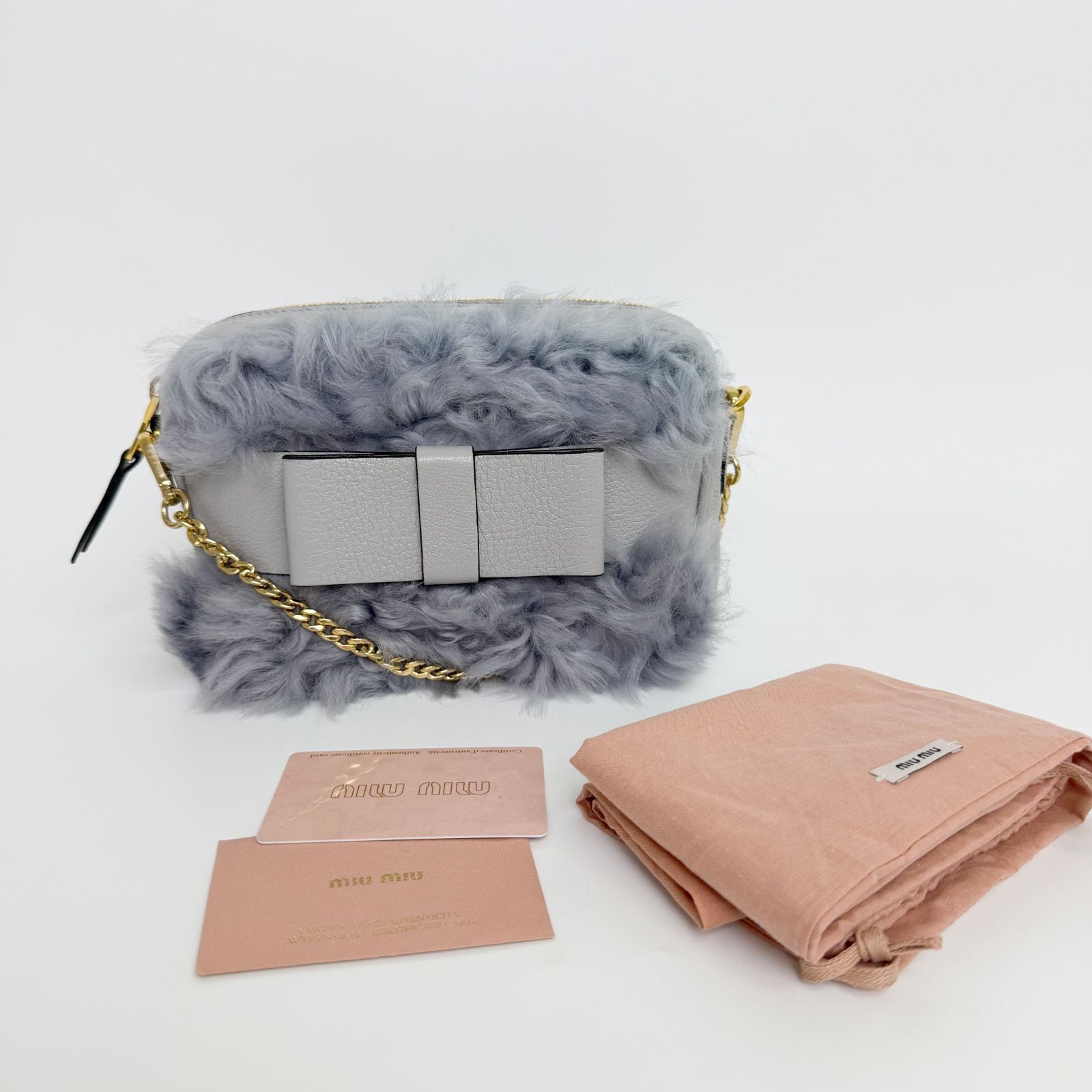 【中古】MIU MIU ミュウミュウ 5BH082 リボン チェーン 斜め掛け ショルダーバッグ ファー / レザー グレー 金具ゴールド ヴィンテージ レディース HIBUOCHI VINTAGE hboc260808a08
