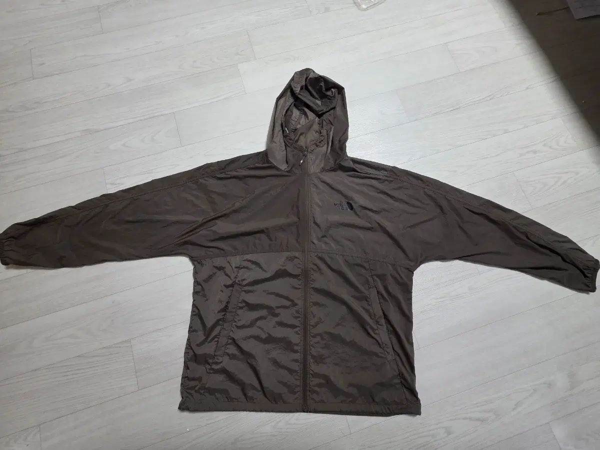 25SS THE NORTH FACE ザノースフェイス 超軽量 機能性 ウィンドブレーカー ジャケット 100 9,239円
