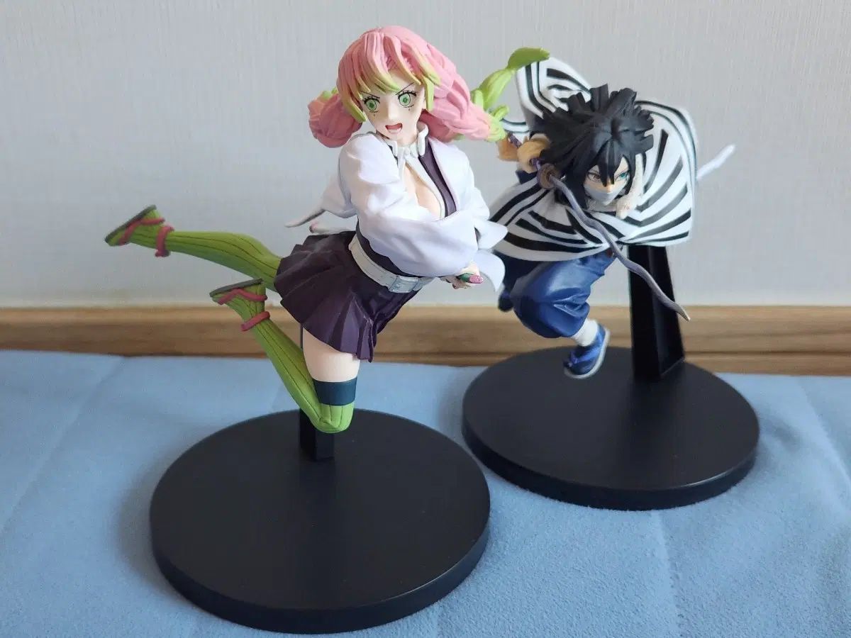 「ミニ！」小さくても 高級:無垢ヒバ柾目（枕）投扇興セット。 趣味・おもちゃ 「ミニ！」小さくても 高級:無垢ヒバ柾目（枕）投扇興