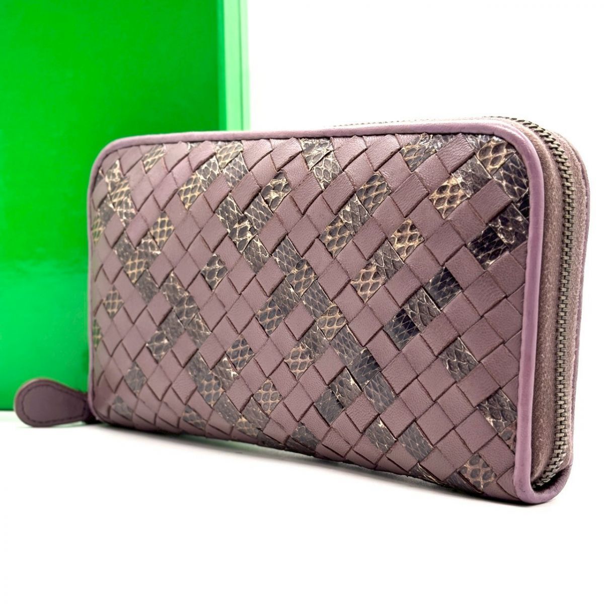 気品漂うモーヴカラー】 BOTTEGA VENETA 長財布 イントレチャート 