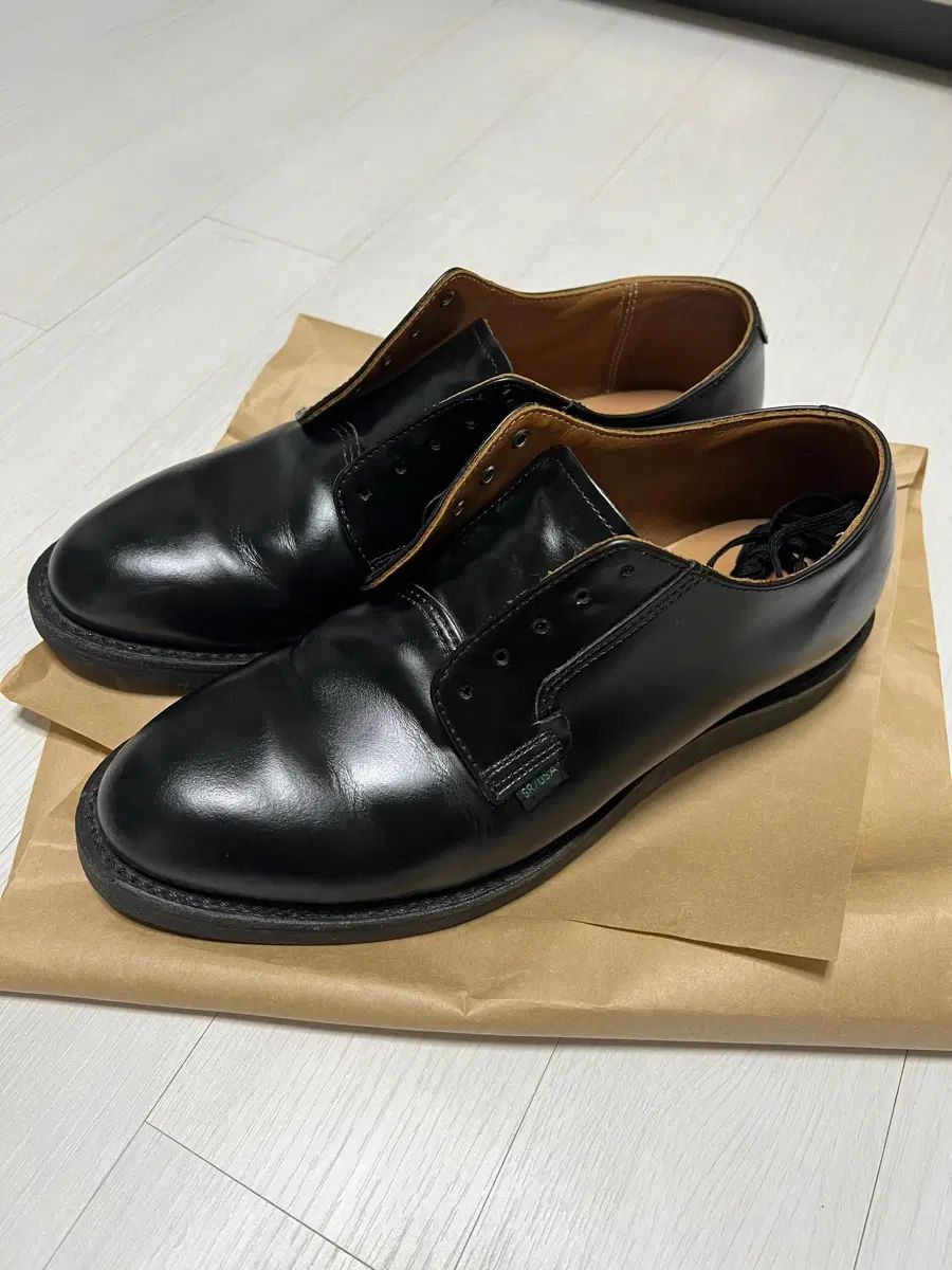 レッドウィング / ポストマン 101 / 9D 270 44,023円