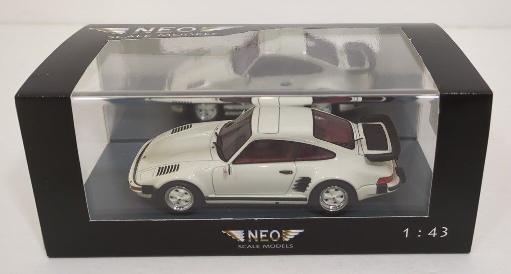 NEO 1/43 Porsche 930 TURBO SE-GRAND PRIX WHITE 43274