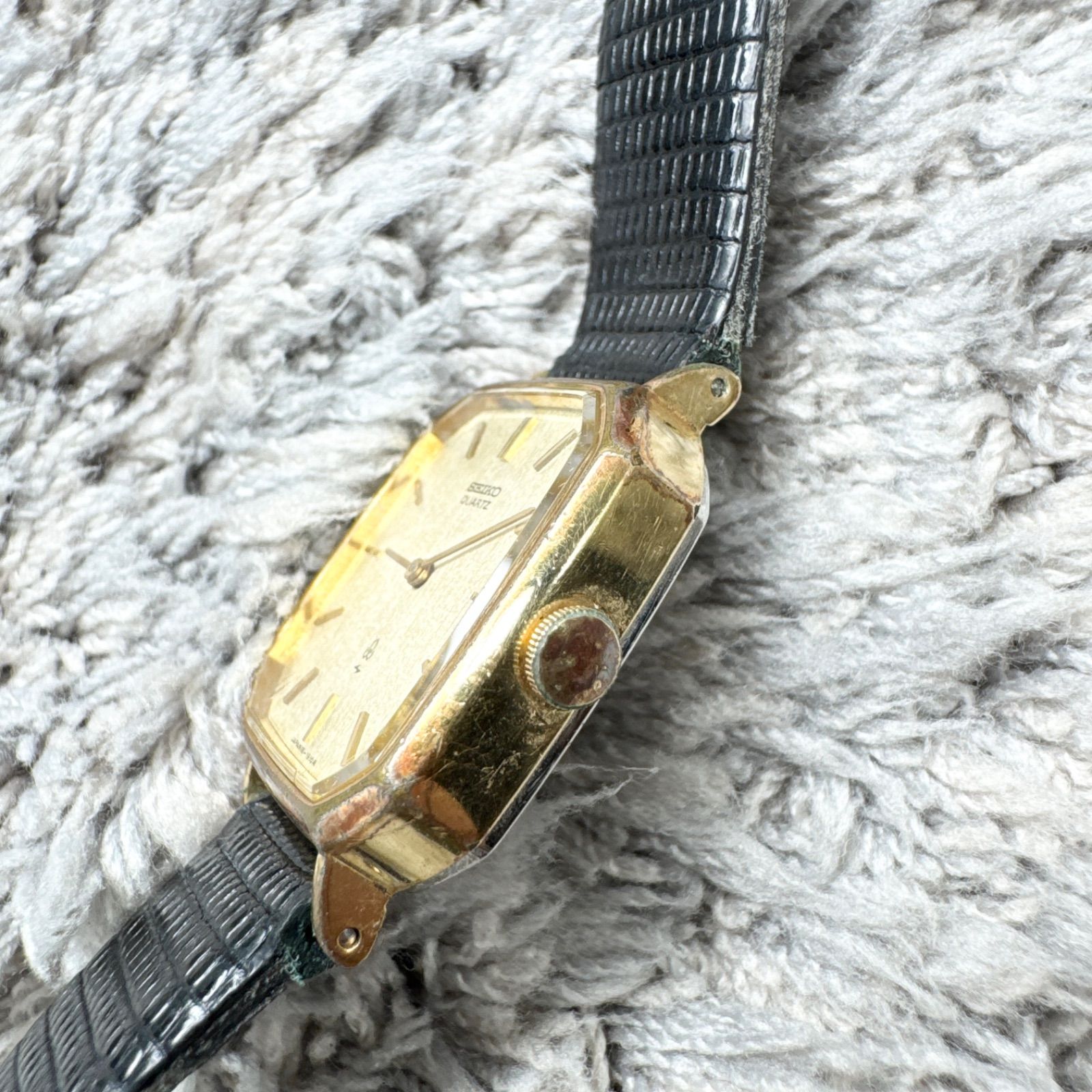 不動品】SEIKO セイコー レディース 腕時計 ゴールド スクエア 