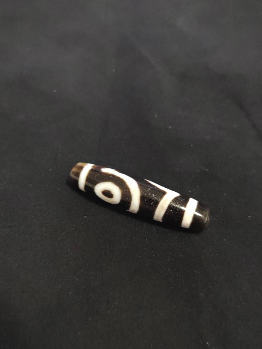 Dzi Beads ジービーズ 二眼天珠 チベタン チベット Two eyed