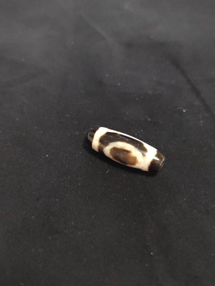 Dzi Beads ジービーズ チベタン チベット 特殊 dZi one eyed