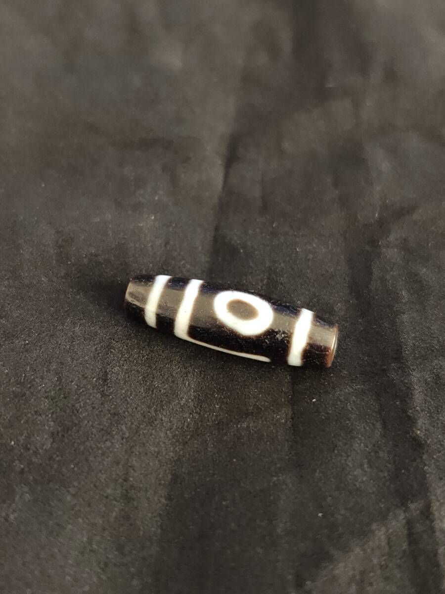 Dzi Beads ジービーズ 二眼天珠 チベタン チベット Two eyed
