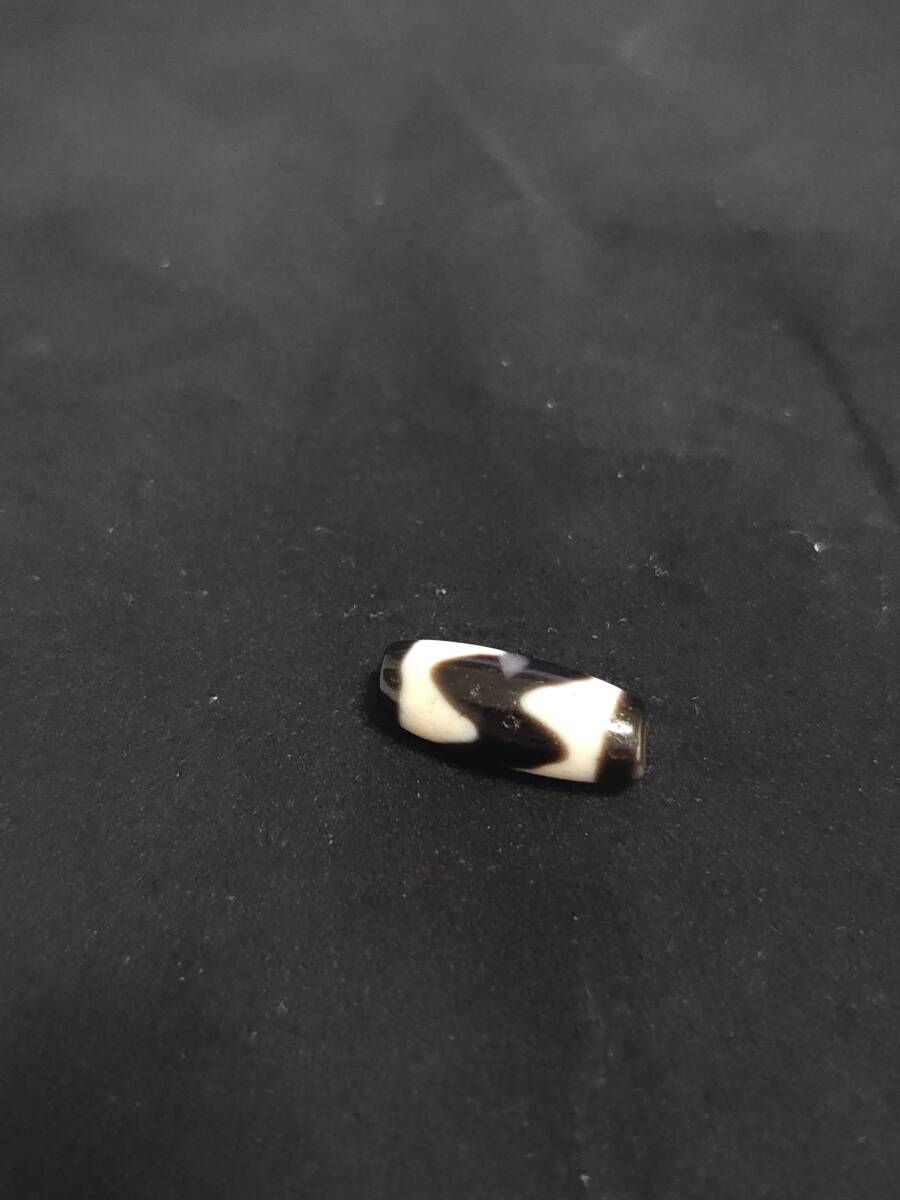 Dzi Beads ジービーズ 虎牙 天珠 チベタン チベット Tasso