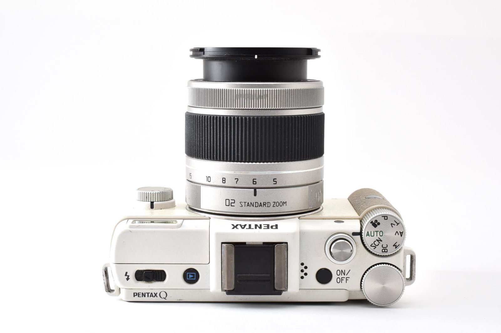 ☆良品 ショット数3571回☆ ペンタックス PENTAX Q ホワイト + 02