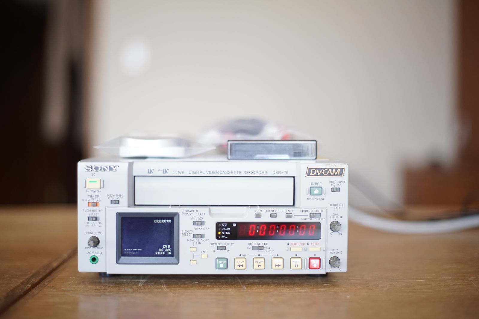 動作保証あり SONY DSR-25 業務用 DVCAM レコーダー ビデオデッキ
