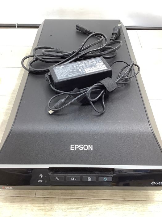 T11 EPSON/エプソン A4対応 フラットベット カラースキャナー GT-X830/USBケーブル＆ACアダプター付 21,300円