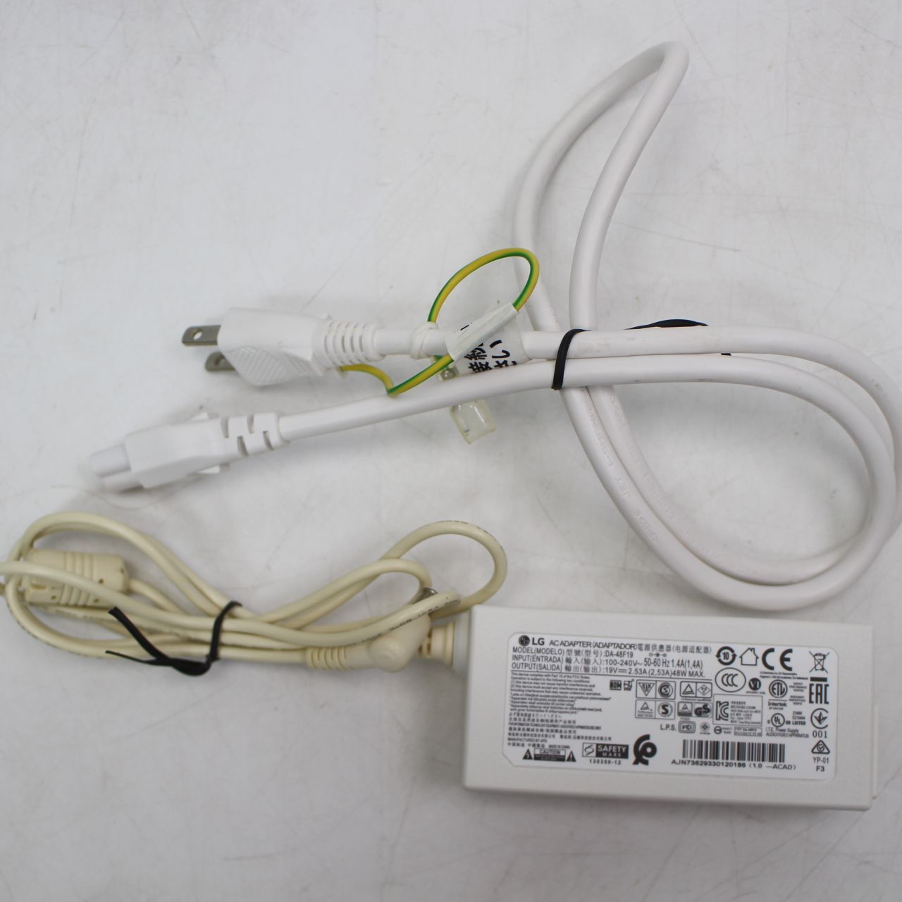 728)LG Minibeam PH550G プロジェクター - メルカリ