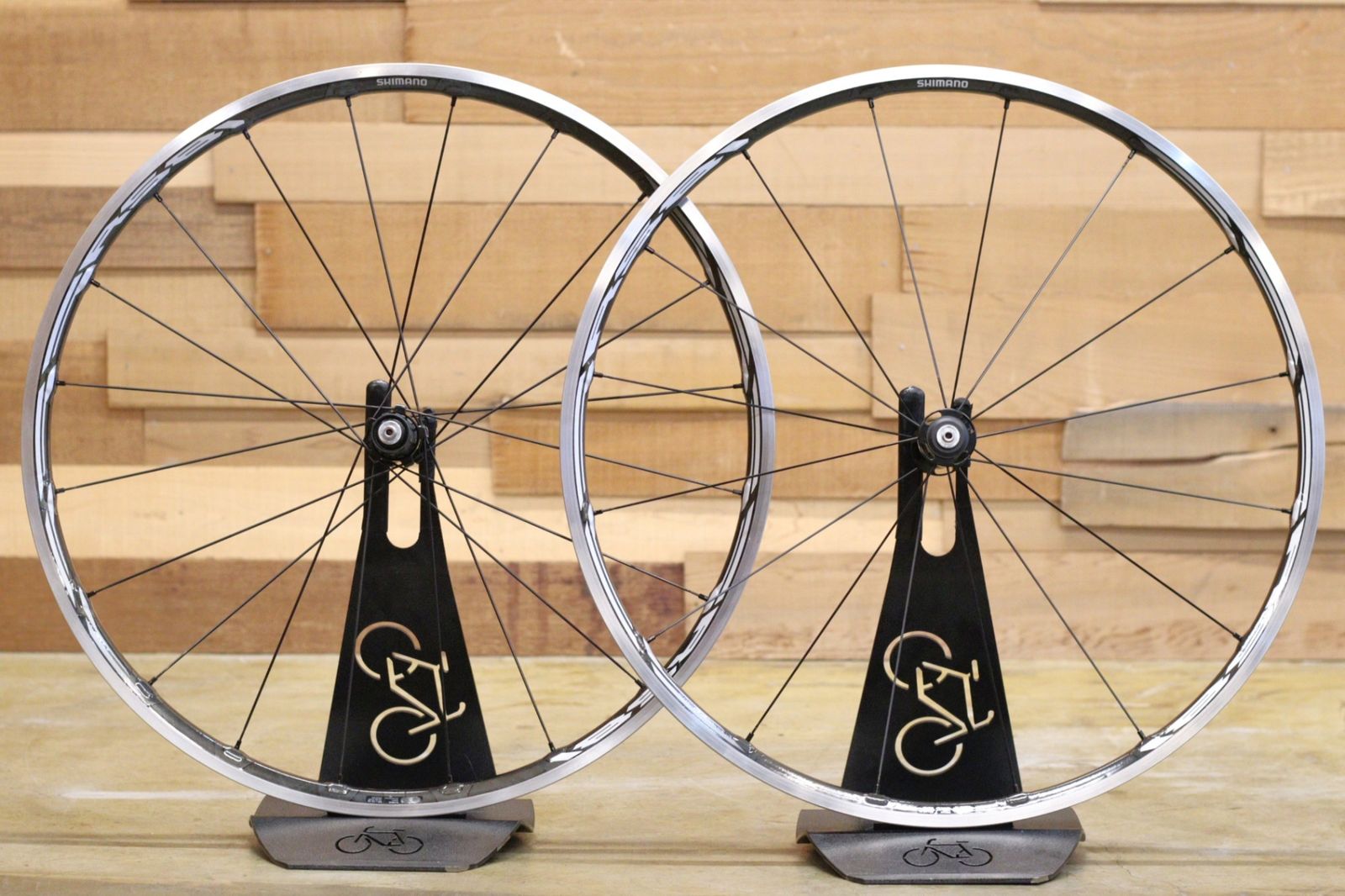 シマノ SHIMANO WH-RS81 C24 アルミ カーボンラッピング ホイール