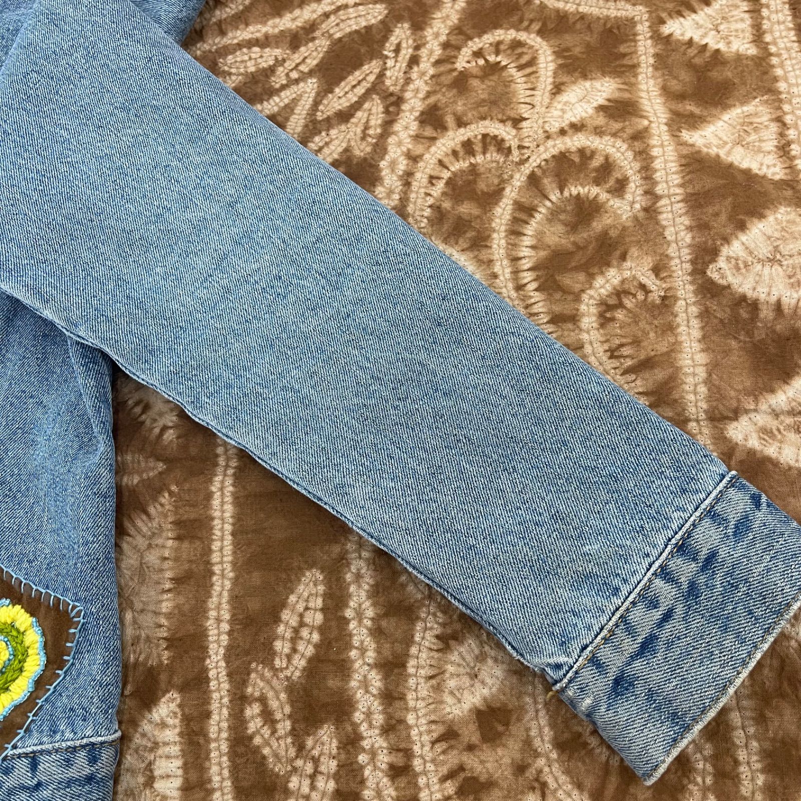 ANNA SUI 刺繍 デニムジャケット Gジャン - メルカリ