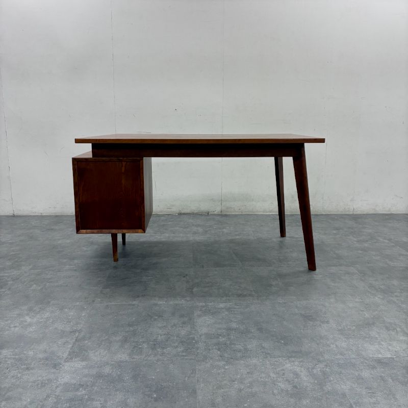 PACIFIC FURNITURE SERVICE PFS パシフィック・ファニチャー・サービス