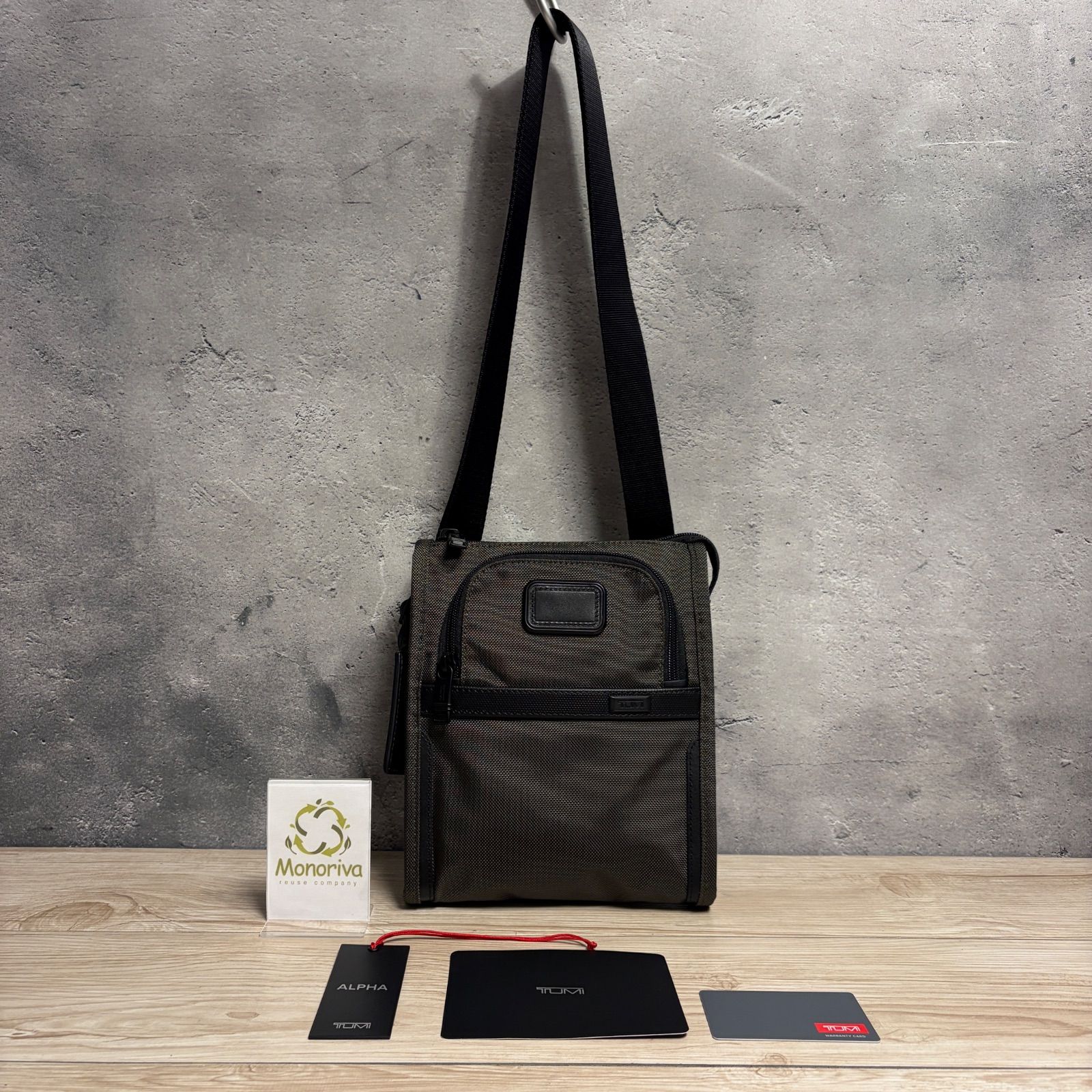 ✨美品 TUMI トゥミ ALPHA ショルダーバッグ クロスボディ カーキ カード付 G3-1219 13,912円