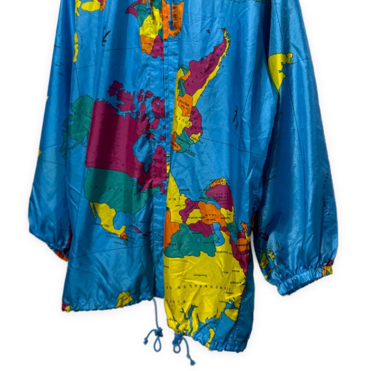 HAI SPORTING GEAR 世界地図プリントナイロンジップアップパーカー 