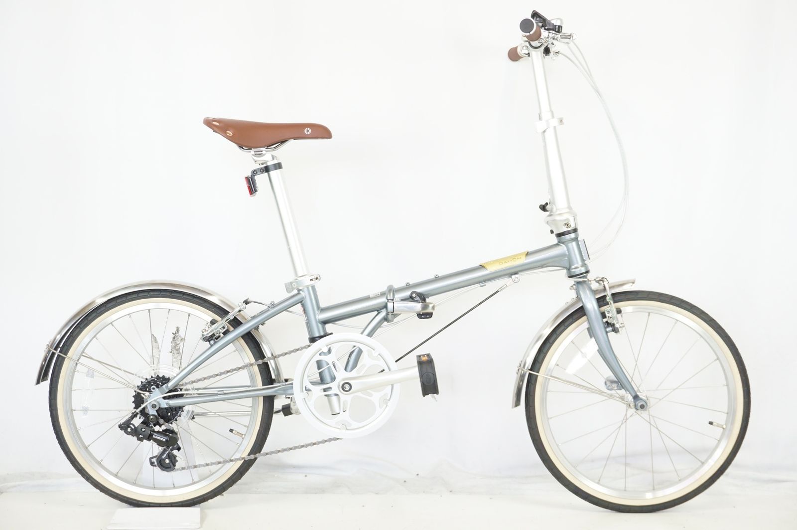 DAHON 「ダホン」 BOARDWALK D7 2023年モデル 20インチ 折り畳み自転車 / バイチャリ宇都宮店