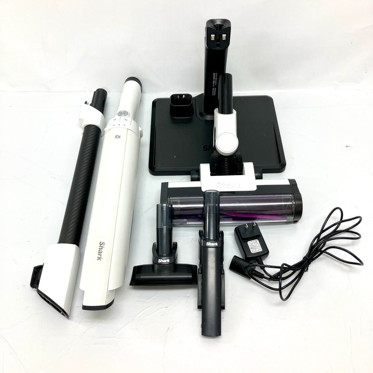 Shark シャーク LC400JWH コードレス掃除機 5670