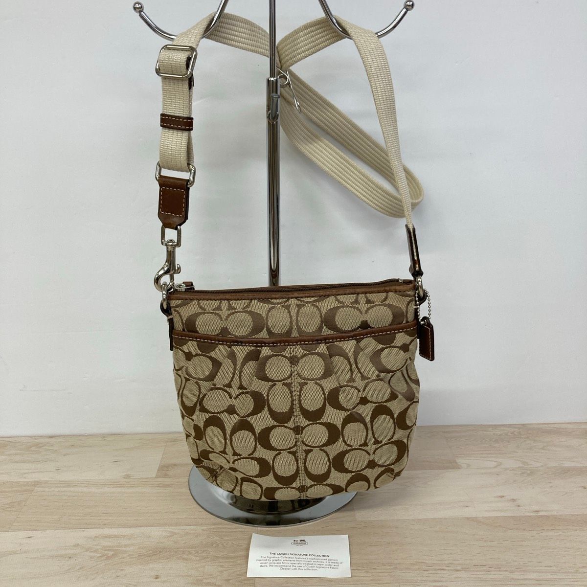 COACH/コーチ シグネチャー ショルダーバッグ 斜め掛け キャンバス 