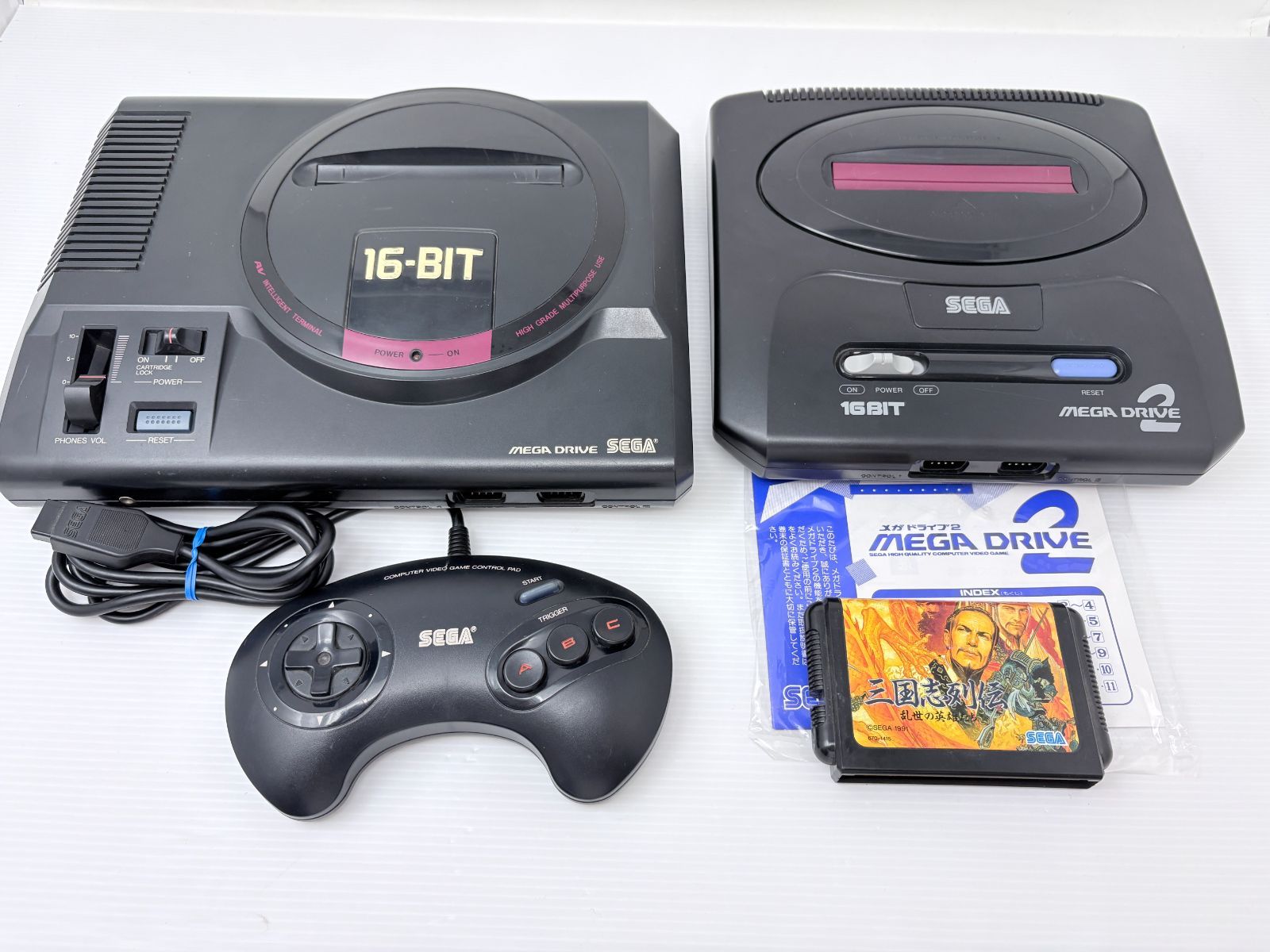 SEGA メガドライブ ＆ メガドライブ2 本体・コントロールパッド・説明書・三国志 セット 動作未確認 12,000円