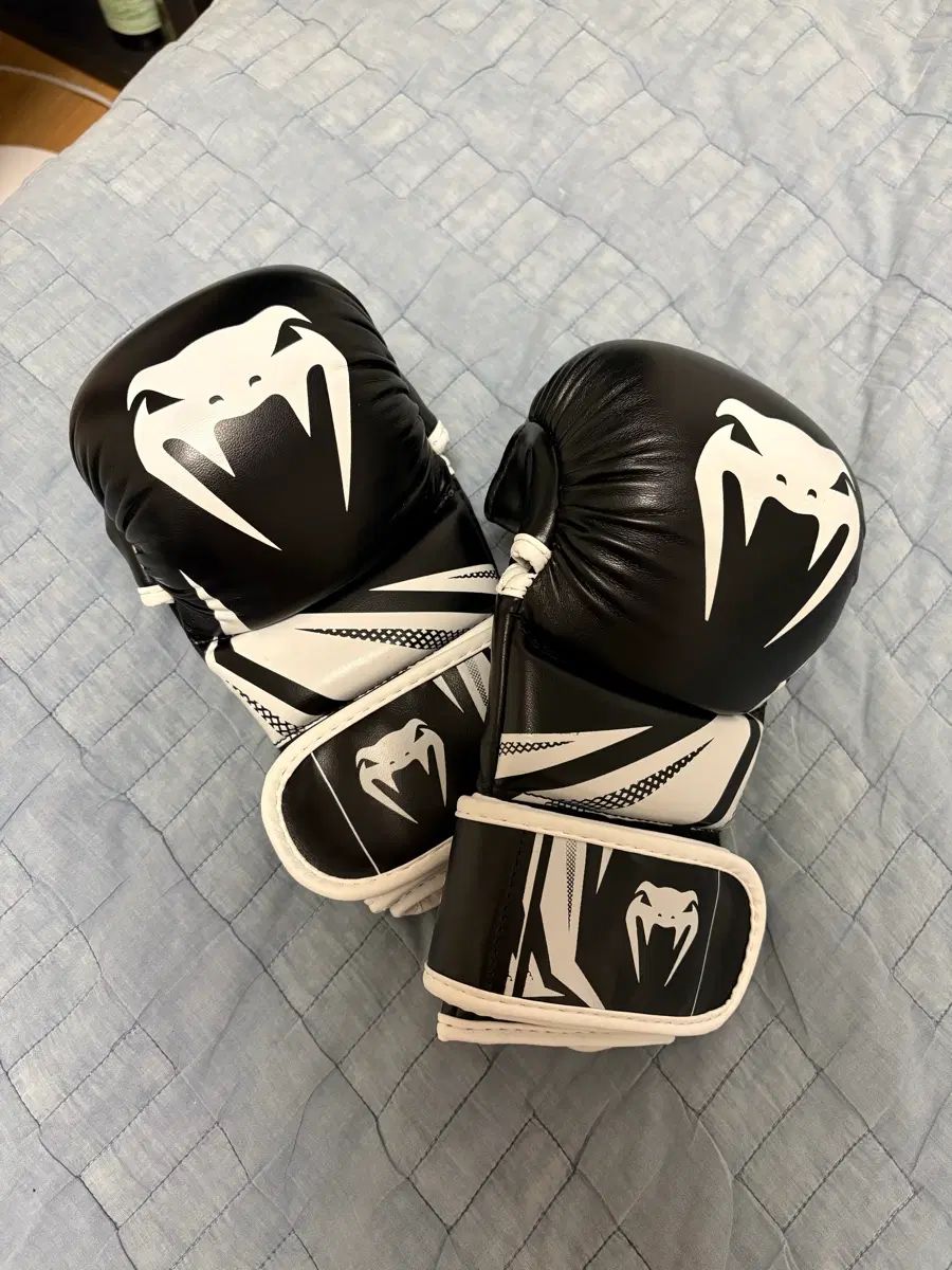 ヴェナム チャレンジャー 3 0 MMA オープンフィンガー グローブ M 9,236円