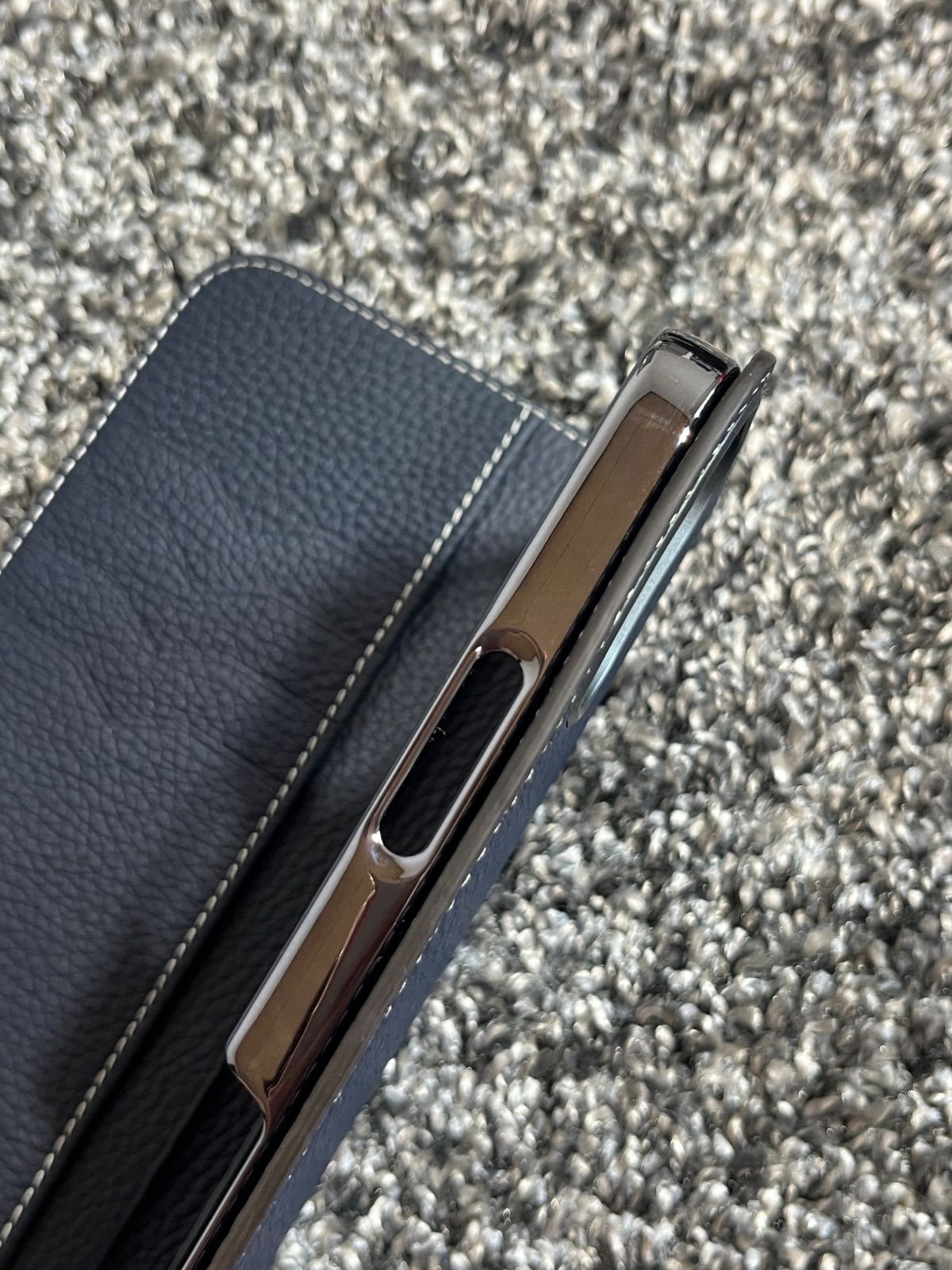 未使用級】BONAVENTURA iPhoneケース 手帳型 ネイビー - メルカリ