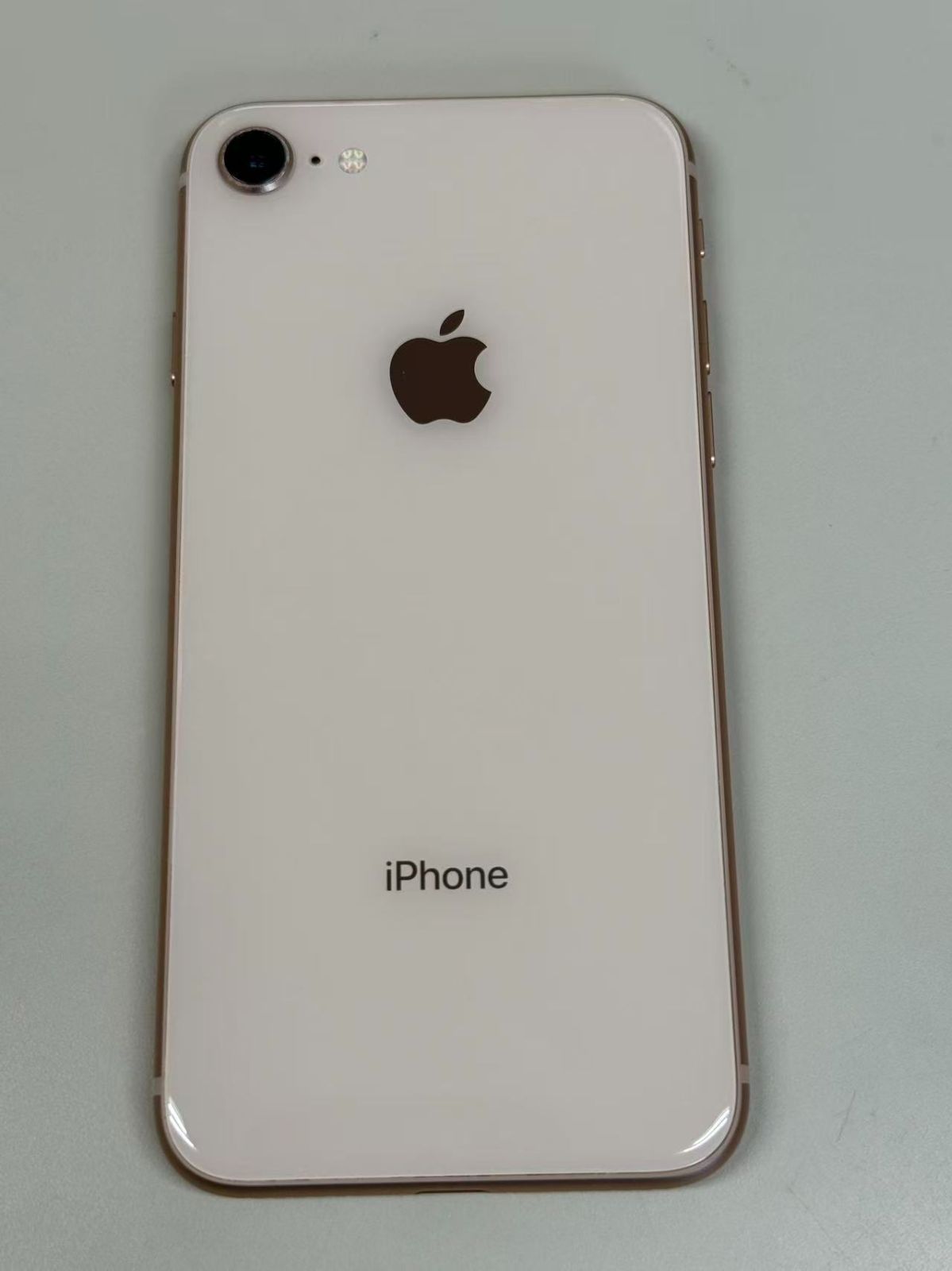 美品 池81%SIMフリー iPhone 8 256GB ゴールド - メルカリ