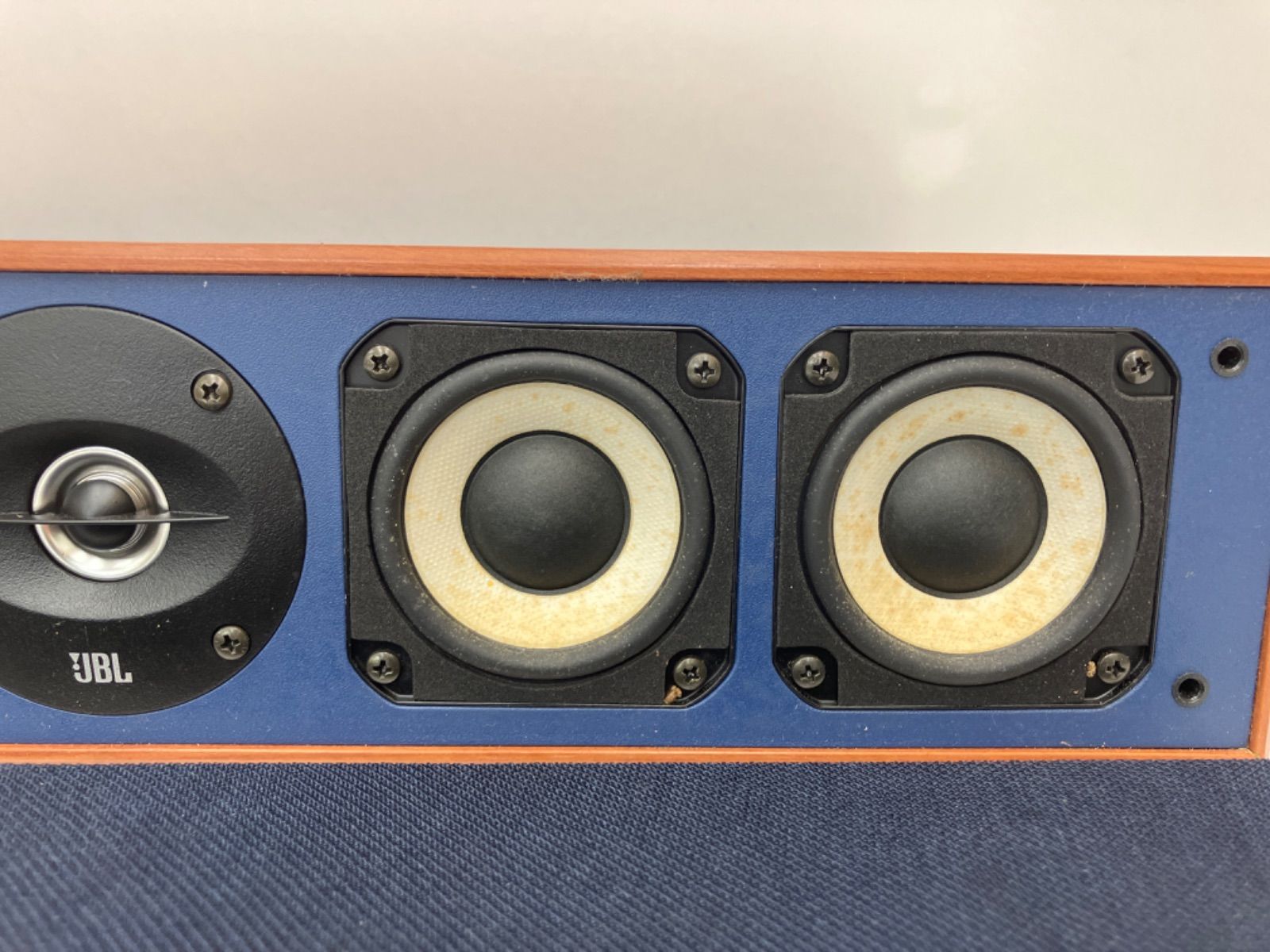 □ JBL ジェイビーエル A25C センタースピーカー - メルカリ