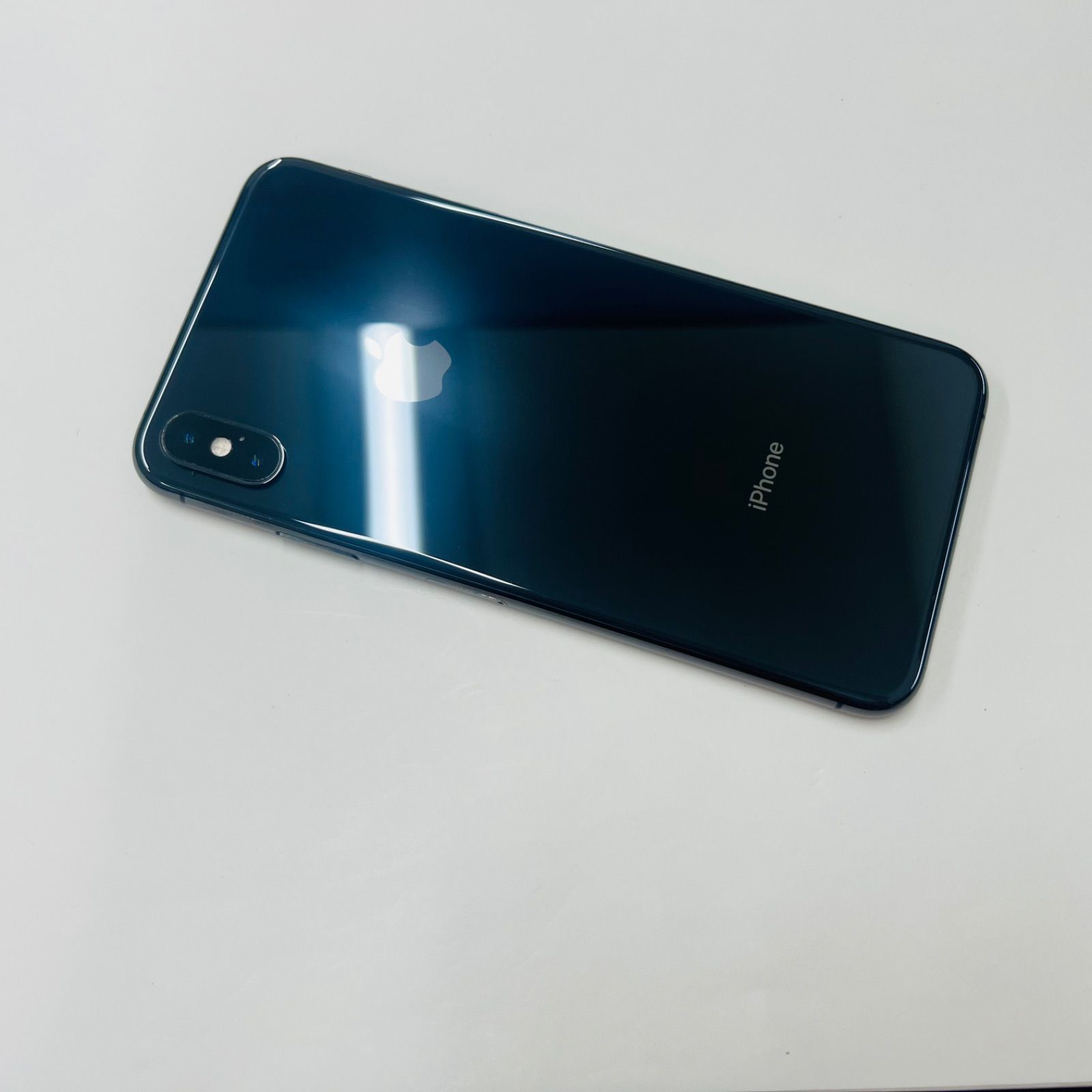 100% battery iPhone XS max 256GB SIM free 03203