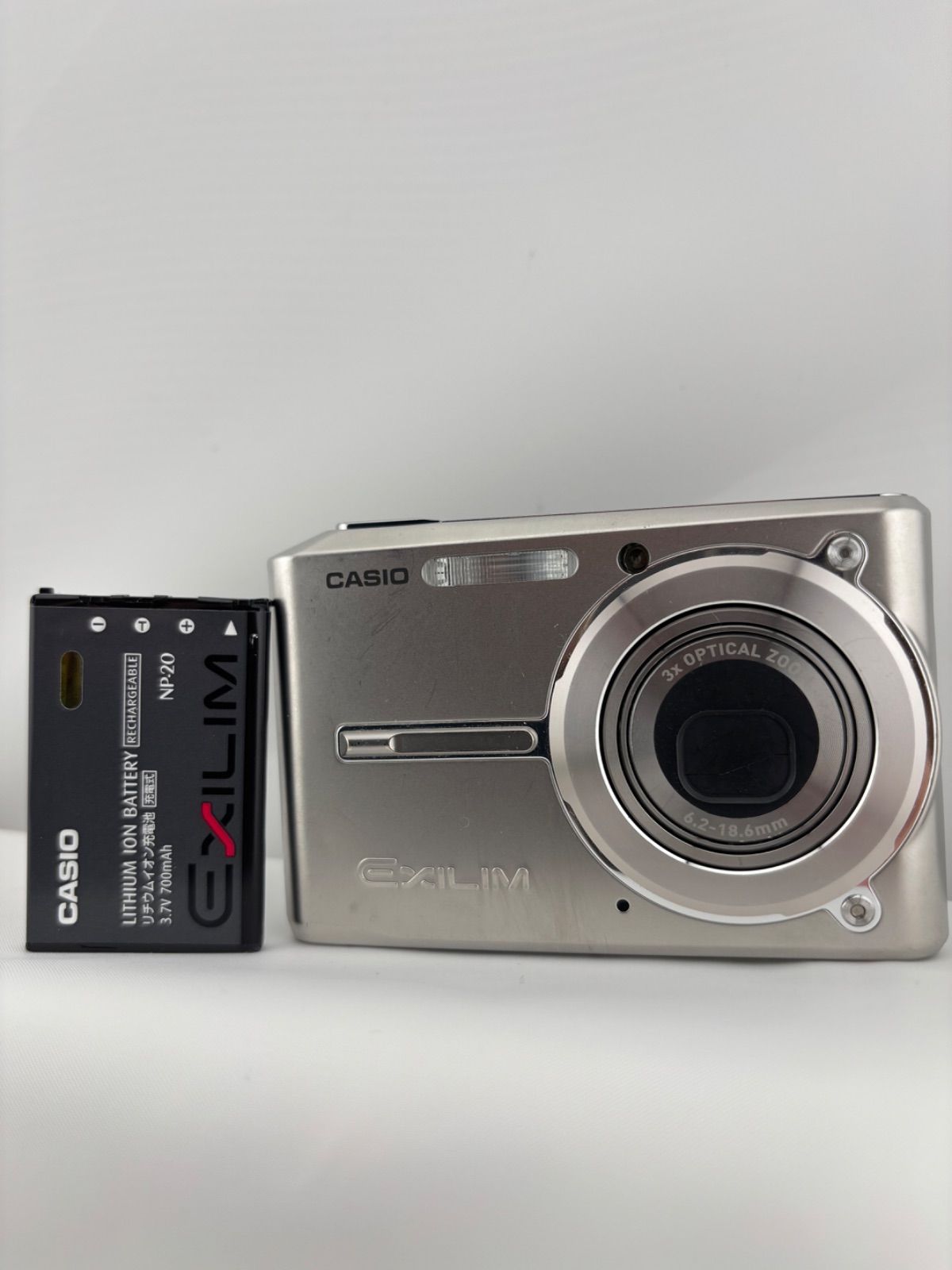 570【動作確認済み】 CASIO EXILIM EX-S600 シルバー カシオ