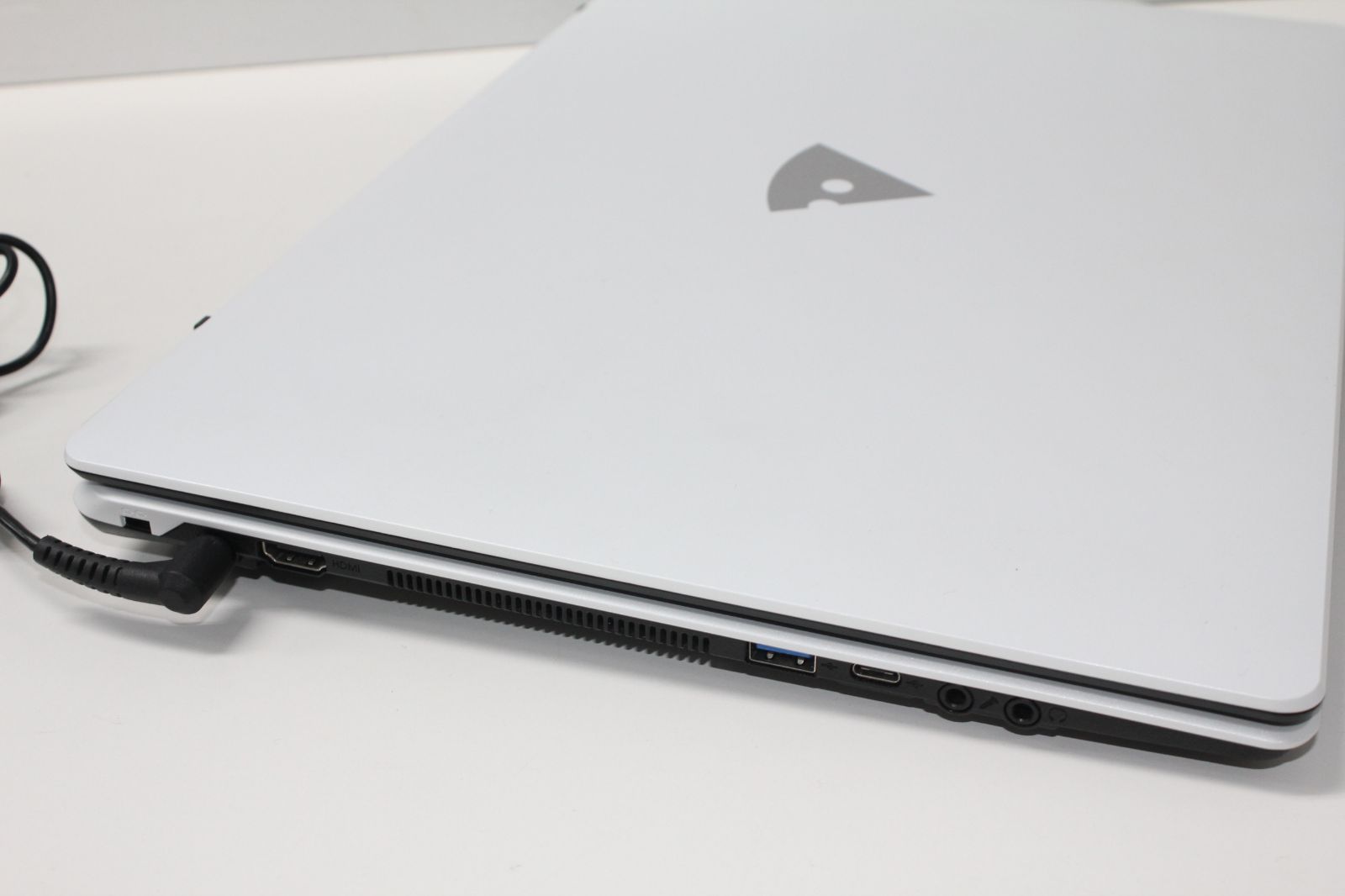 中古 マウスPC m-Book MB-B506H 第8世代i7 SSD512GB - メルカリ