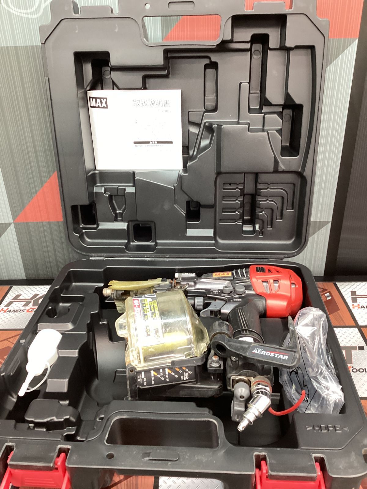 【送料無料】【中古品】MAX/マックス　 HN-50N4(D)-G 高圧釘打機　ケース付 【ハンズクラフト島根出雲】