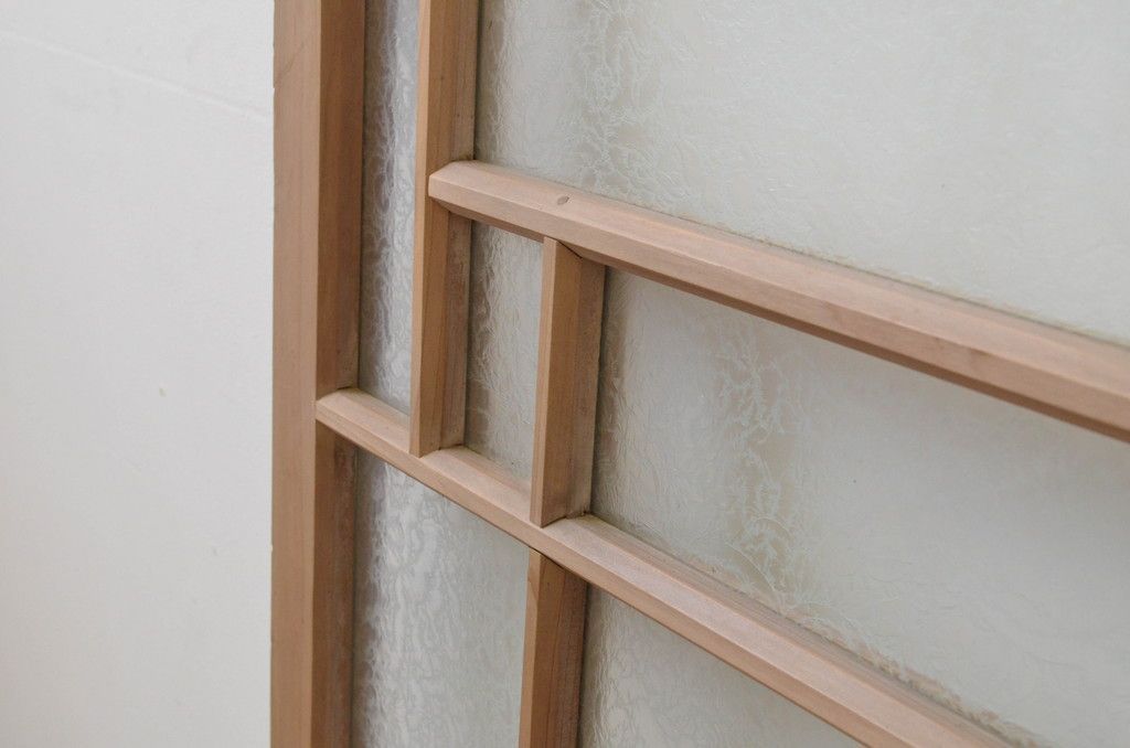 ▼現状販売▼ FIXガラス窓1枚 アンティーク建具 昭和初期 大正ロマン レトロ 4～7営業日前後で発送(※修理加工希望の方3ヶ月程で発送) R-067550