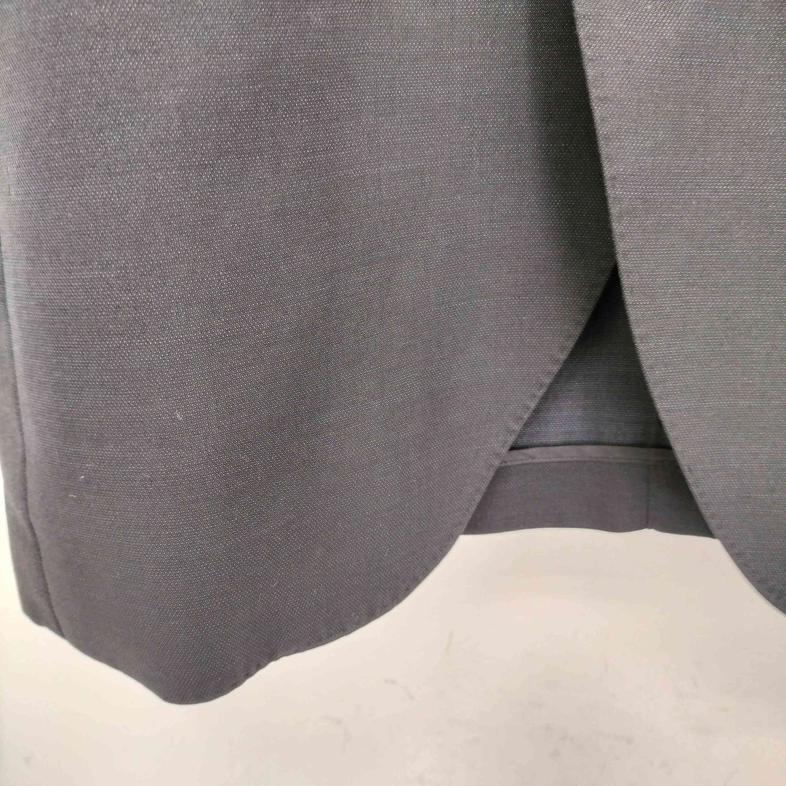 https://assets.mercari-shops-static.com/-/large/plain/2JVSguQpFj9SwRhR8A2V7c.jpg@jpg