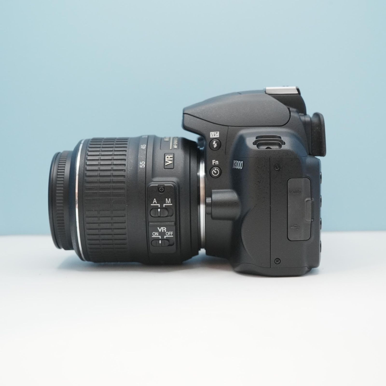 Nikon D3000 一眼レフ スマホ転送OK フルセット シロクマカメラ a7062