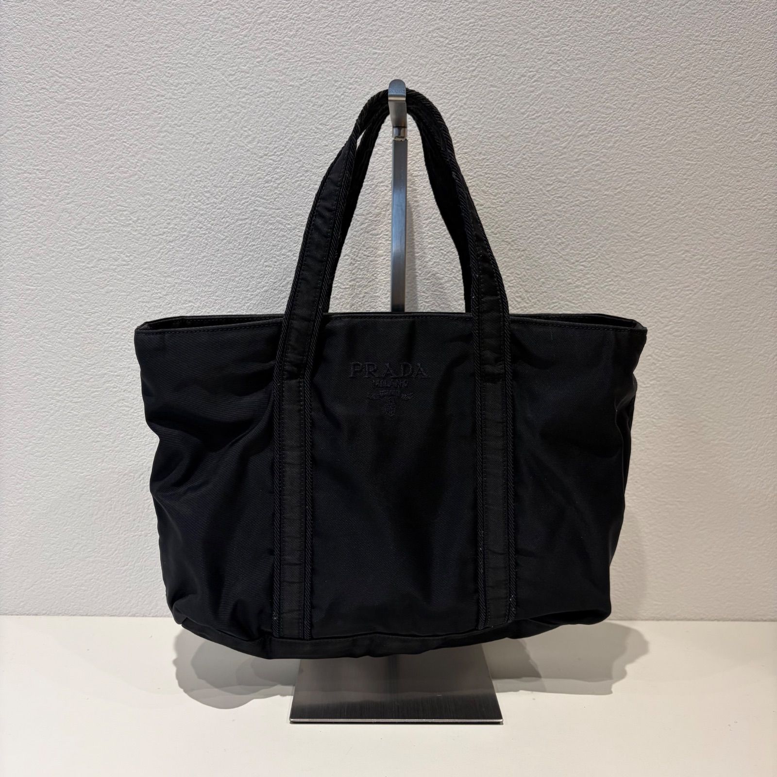 PRADA プラダ ナイロンミニトートバッグ 刺繍 - メルカリ