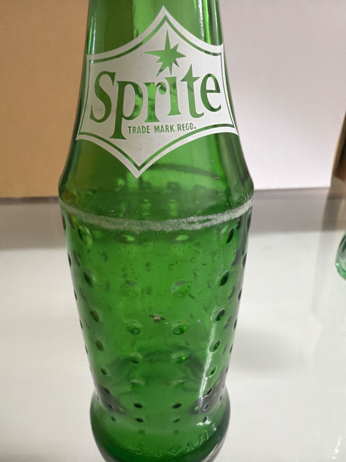 https://assets.mercari-shops-static.com/-/large/plain/2JVT8DyBaSS5EKBNAU6tyY.jpg@jpg