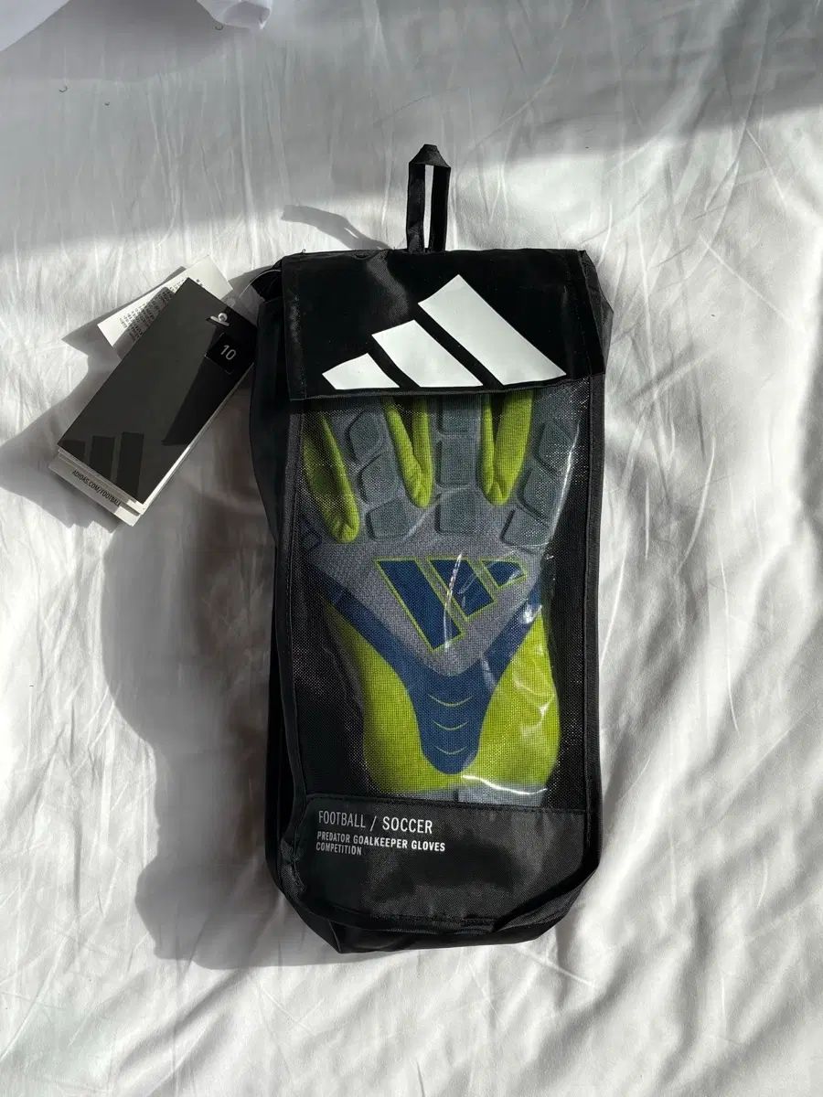 新品) adidas アディダス プレデター コンペティション ゴールキーパー 手袋 10号 URG 2.0 11,685円