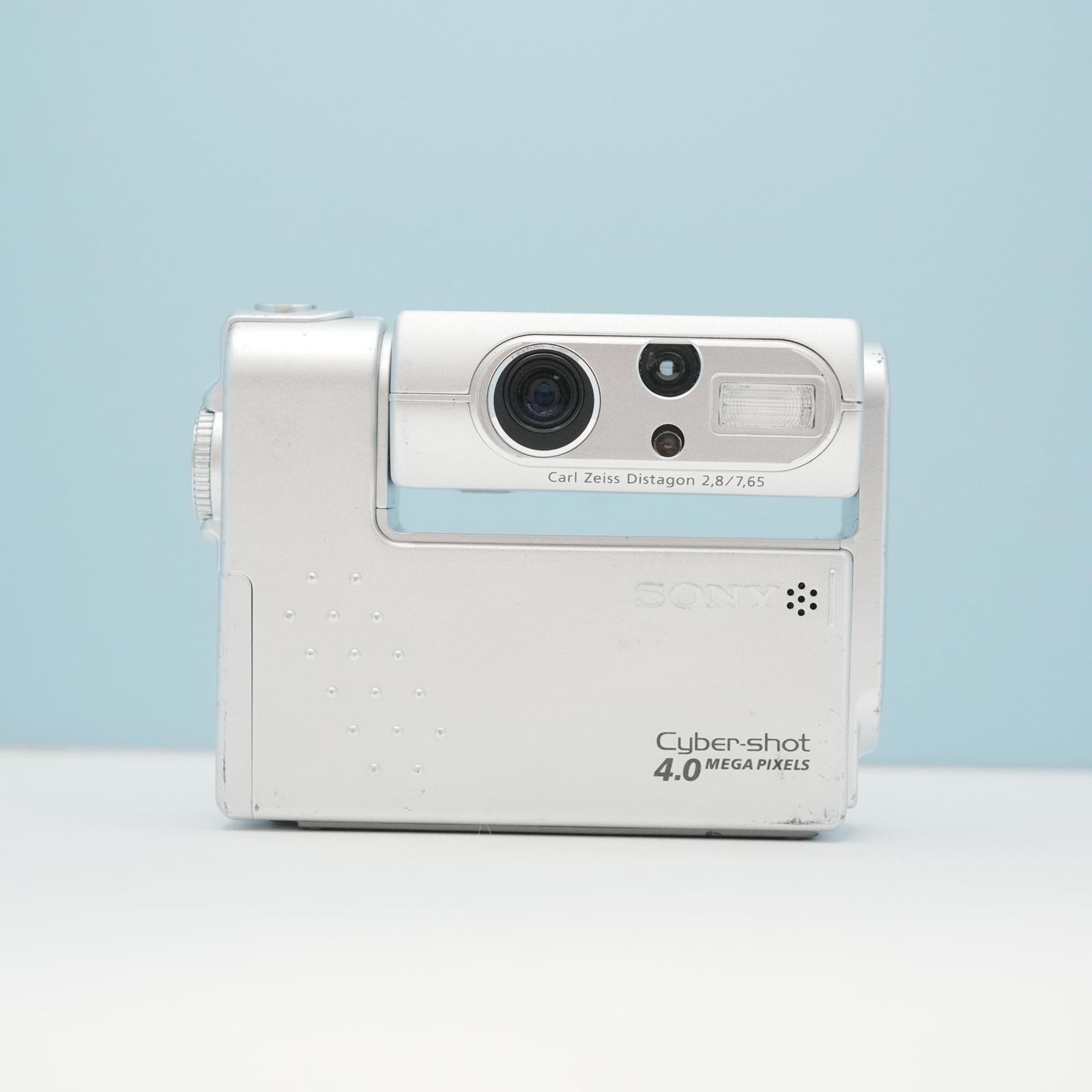 SONY Cyber-shot DSC-F77 デジカメ シロクマカメラ a7224 - メルカリ