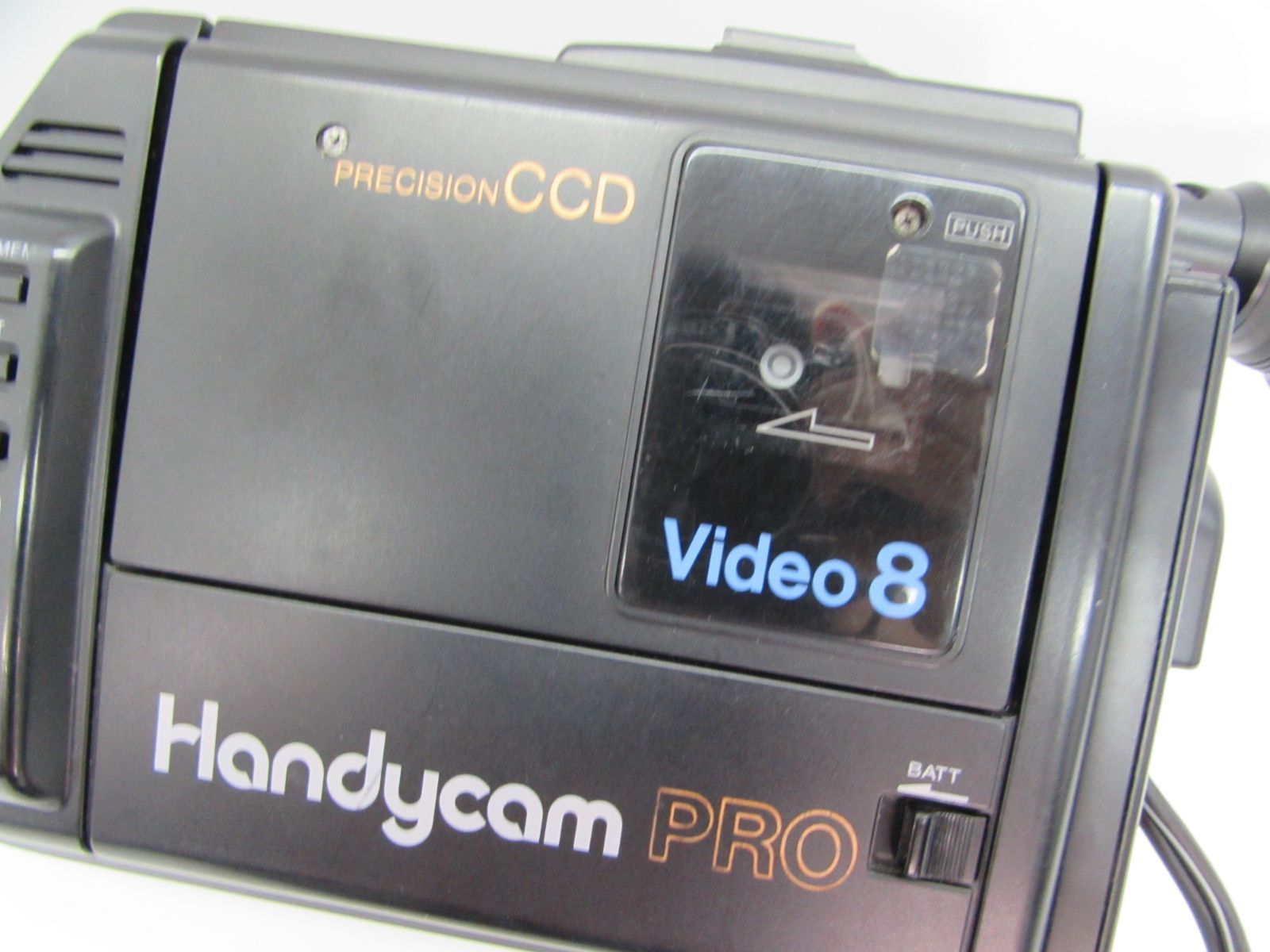 昭和レトロ Sony ソニー Handycam PRO CCD-V90 8ミリビデオカメラ 取扱