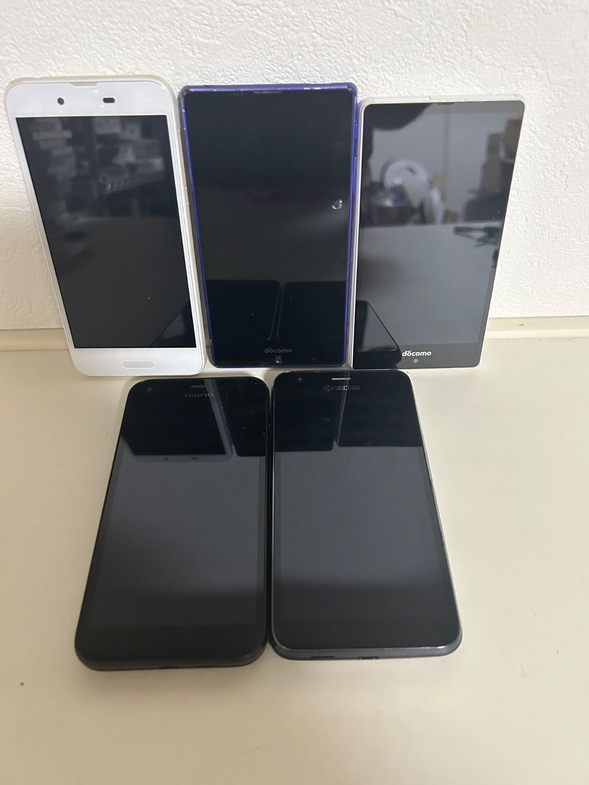 未検品ジャンクスマホ5台セット Android DIGNO AQUOS - メルカリ