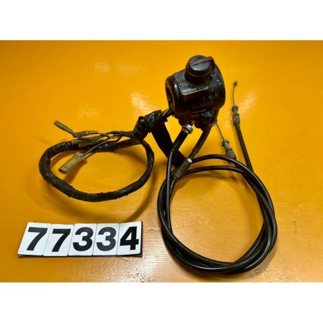 その他 sh 77334 チュウコ カワサキ Z1 Z2 つまみ入り代わり 右寄り アクセル導線