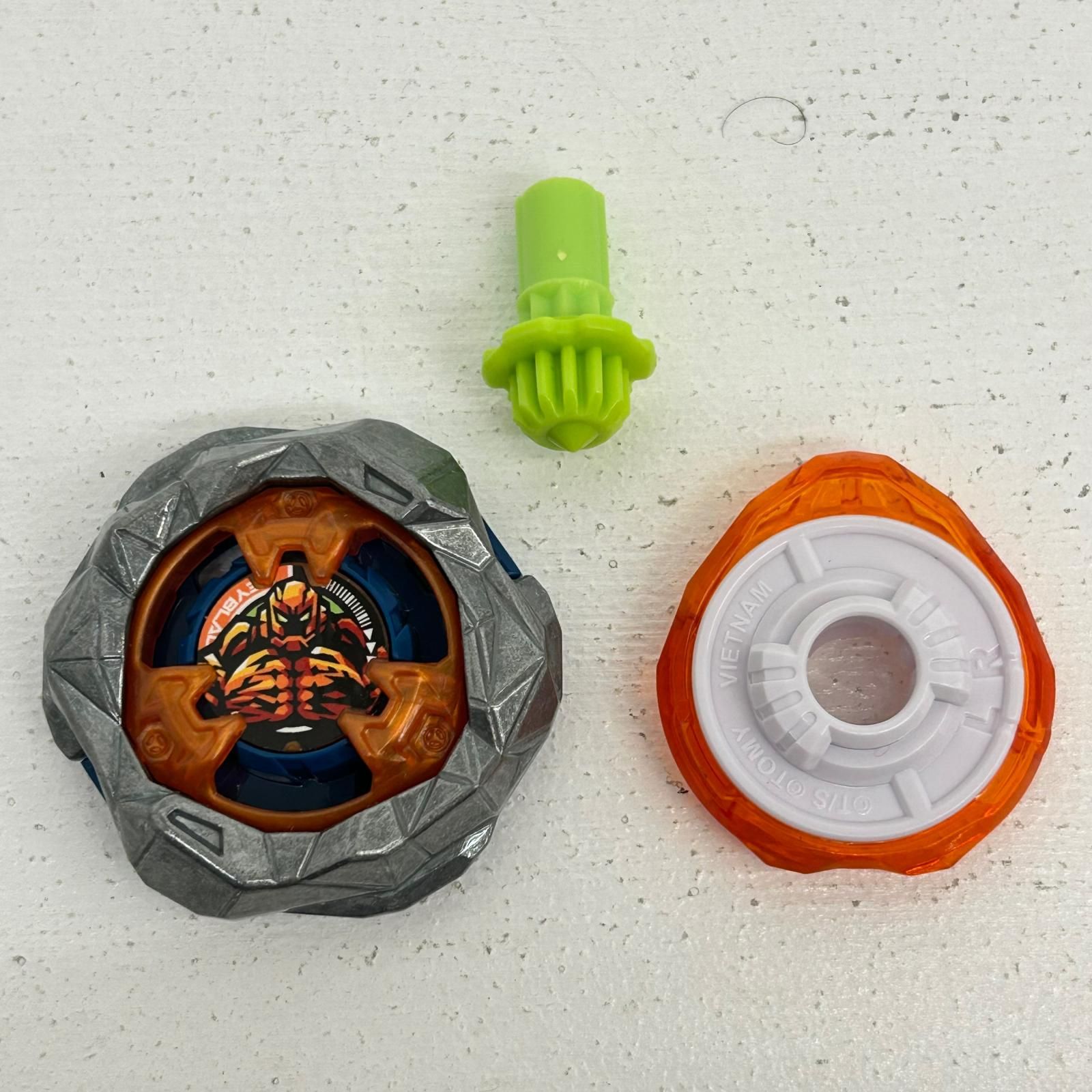 イオン広店】 ゴーレムロック1-60UN ベイブレードX BEYBLADE X 【724
